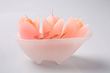 Banheira com 3 tulipas